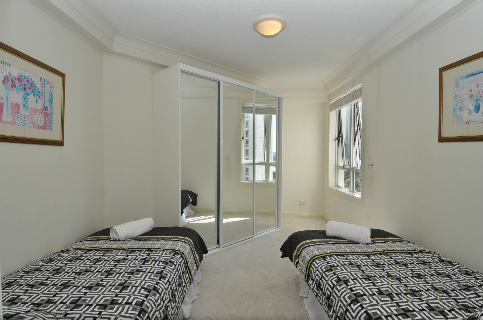 Apartment Moroccan - Hr Surfers Paradise